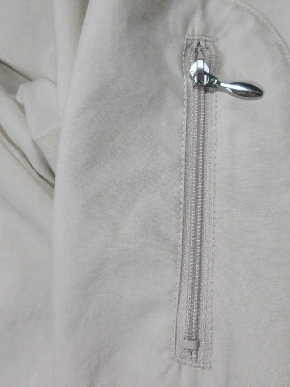 Vintage Nike Y2K womens solid light khaki pintuck wide leg cargo capris XL